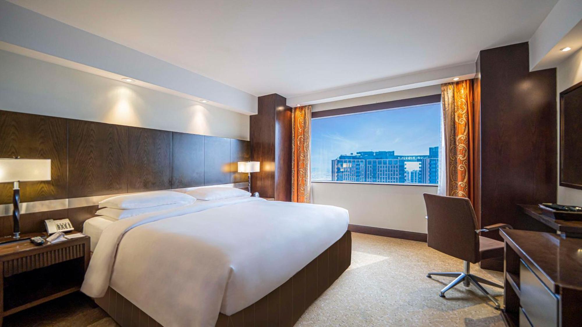 Hyatt Regency - Corniche