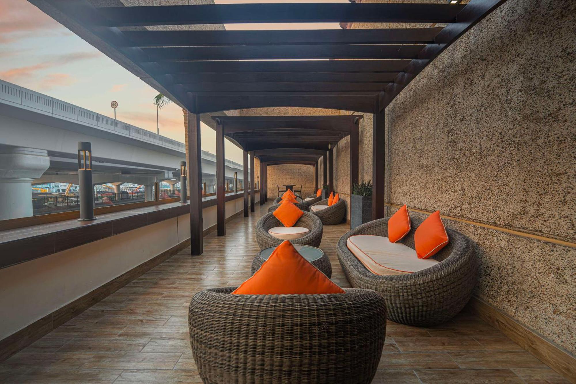 Hyatt Regency - Corniche Hotel Dubai