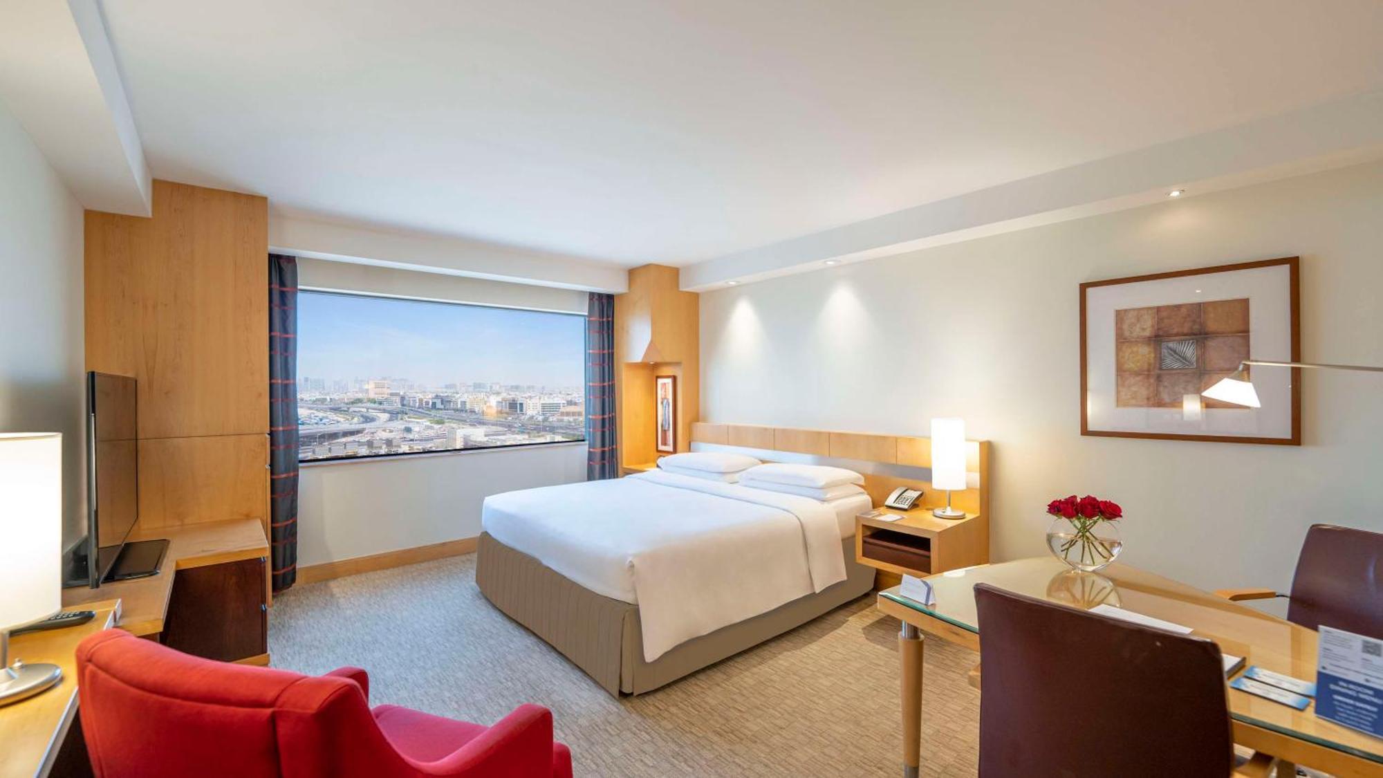 Hyatt Regency - Corniche Hotel