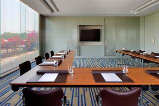 Hotel Hyatt Regency - Corniche 5*